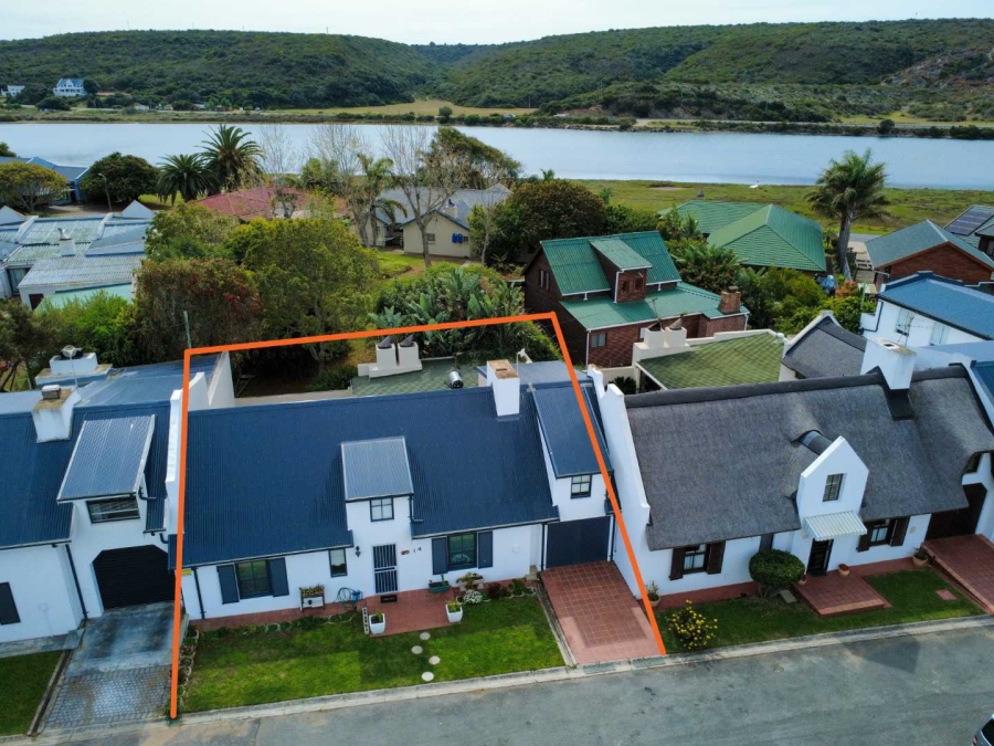 4 Bedroom Property for Sale in Stilbaai Wes Western Cape